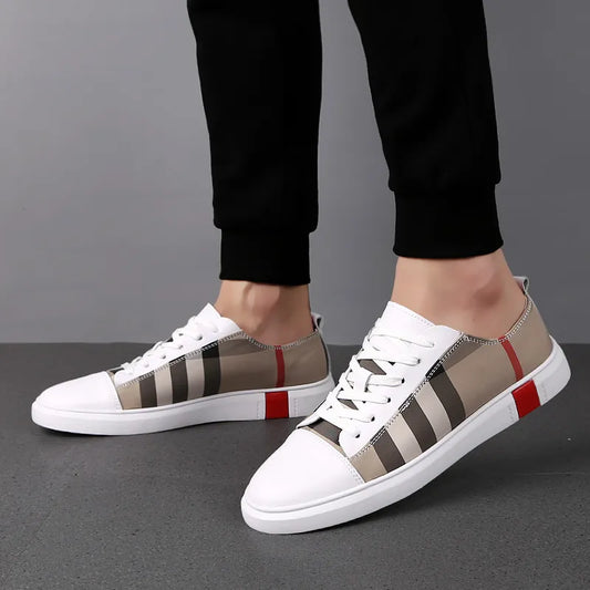 2022 New Fashion Mens Breathable Skateboard Shoes Men Fashion Sneakers High Quality Trainers Shoes Casual Genuine Leather Shoes